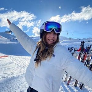 Meet your Posher, Daisy